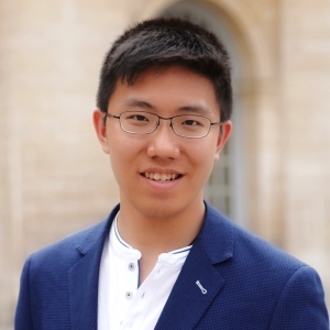 headshot of Raymond Song